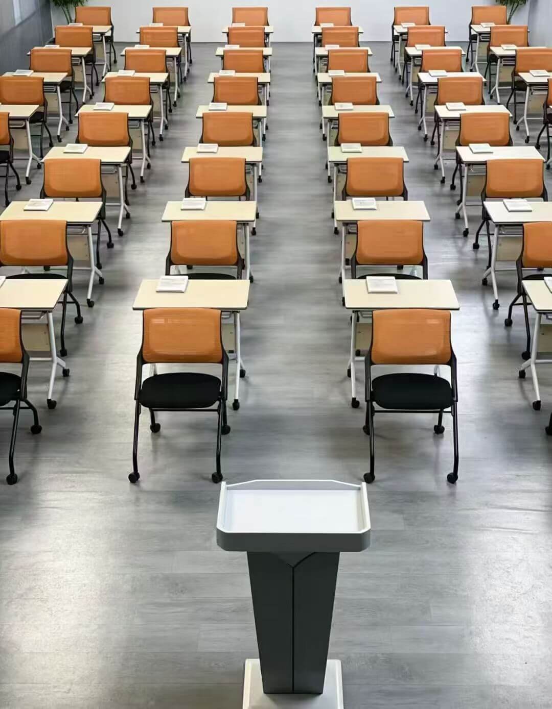 HAKKAS training chairs in classroom layout