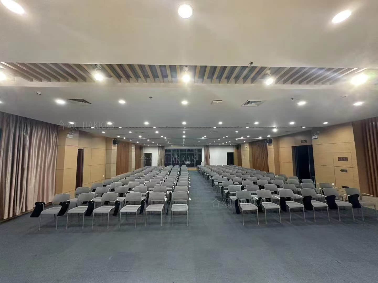 training chairs used in seminar room project