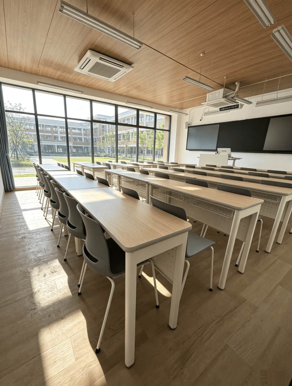 training room furniture supplier for schools with chairs and tables